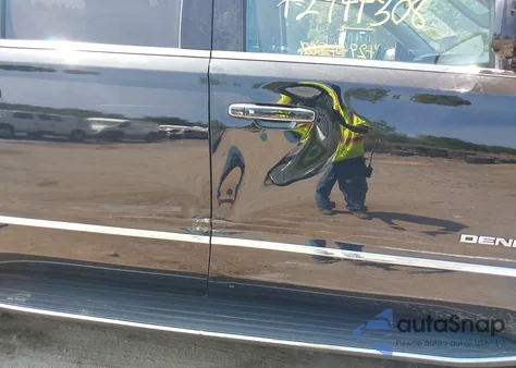 2018 GMC Yukon Xl Denali из США, поврежденный, VIN 1GKS1HKJ1JR301002